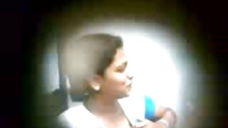 उध्वस्त भारतीय मिल्फ़ म्हैसूर मल्लिगाई तिचे सुस्त शरीर फेसाने धुत आहे