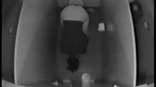 तीन आबनूस लेस्बियन्स एकमेकांना असे चोदतात जसे उद्या नाही