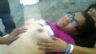 रेडहेड नर्ड बेब झोए निक्सन पीओव्ही व्हिडिओवर कोंबडा प्रसन्न करते