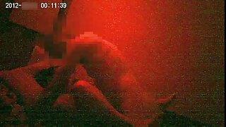 एका अतृप्त टॅटू स्कँकी वेश्याचे दुहेरी प्रवेश
